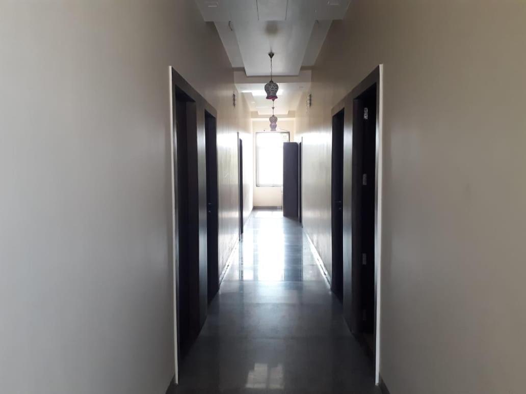 Hotel Paradise Inn Udaipur Bagian luar foto