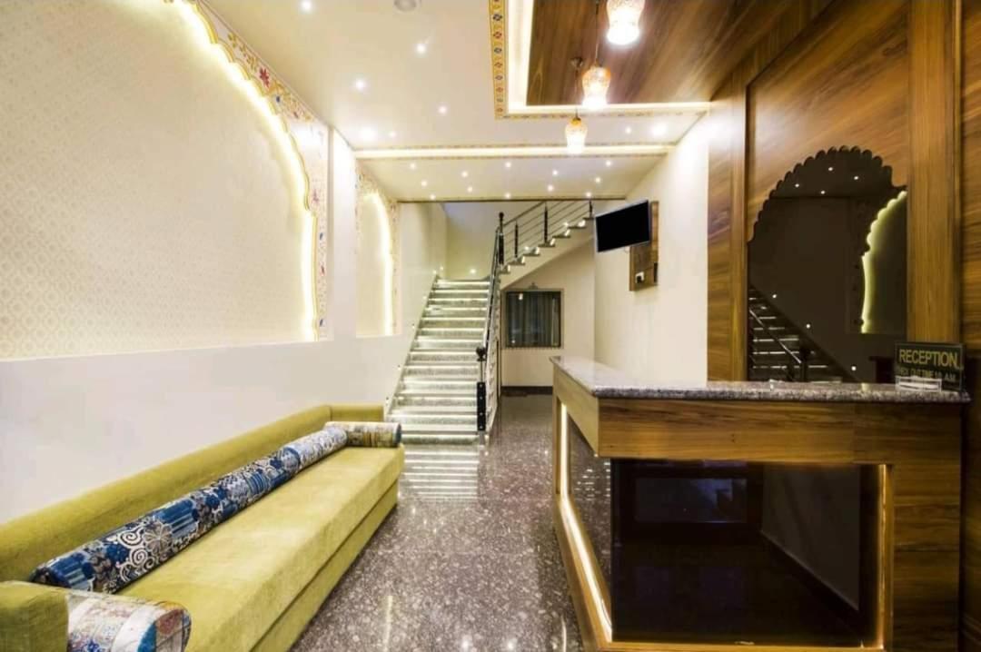 Hotel Paradise Inn Udaipur Bagian luar foto