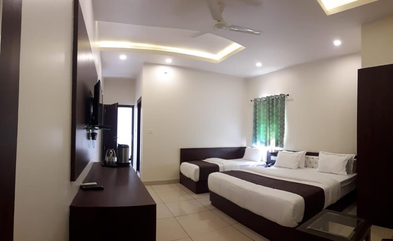 Hotel Paradise Inn Udaipur Bagian luar foto
